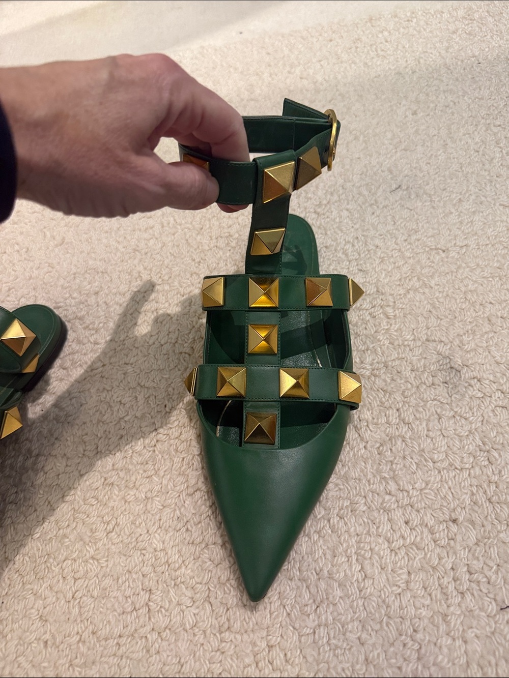 Valentino Garavani Green Pointed-Toe Studded Mules - Picture 9 of 10